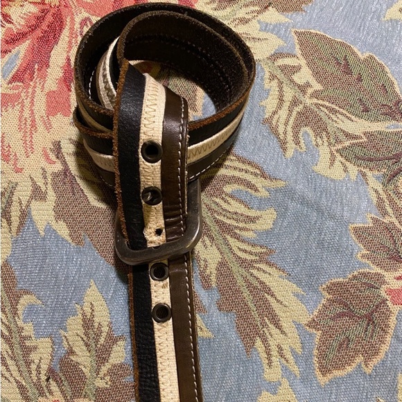 Fossil Genuine Leather Belt - Picture 4 of 9